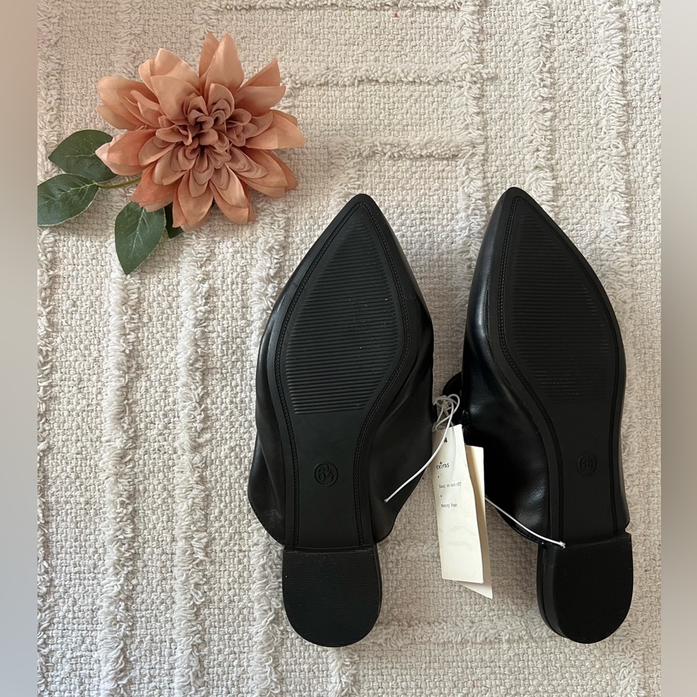 A NEW DAY Amber Black Slip-On Memory Foam Pointy Mules- Size 6 1/2 - Picture 2 of 5
